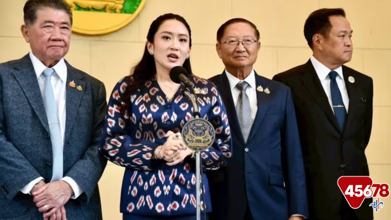 Trẻ em vùng cao 5 Chính phủ bên bờ vực sụp đổ